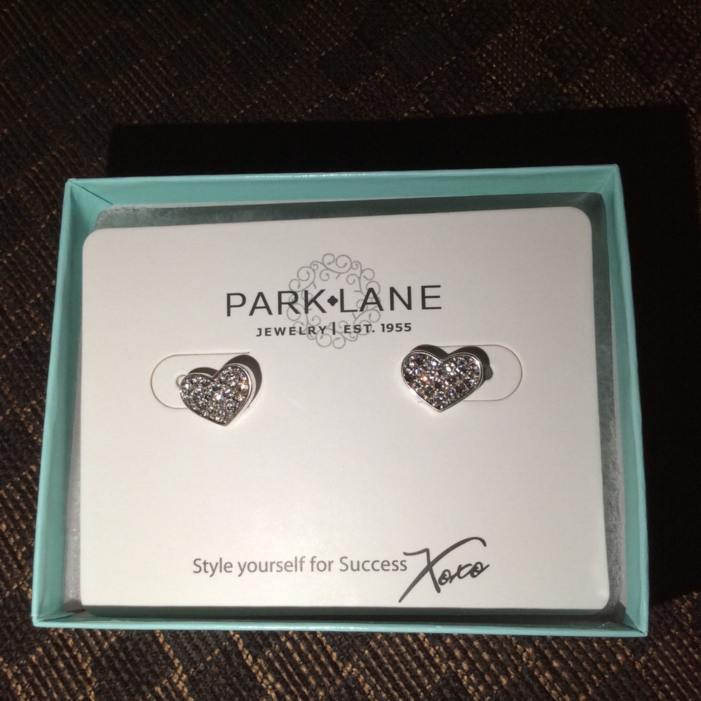 Park Lane Dainty earrings